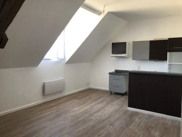 NOYERS SUR CHER - Appartement T2