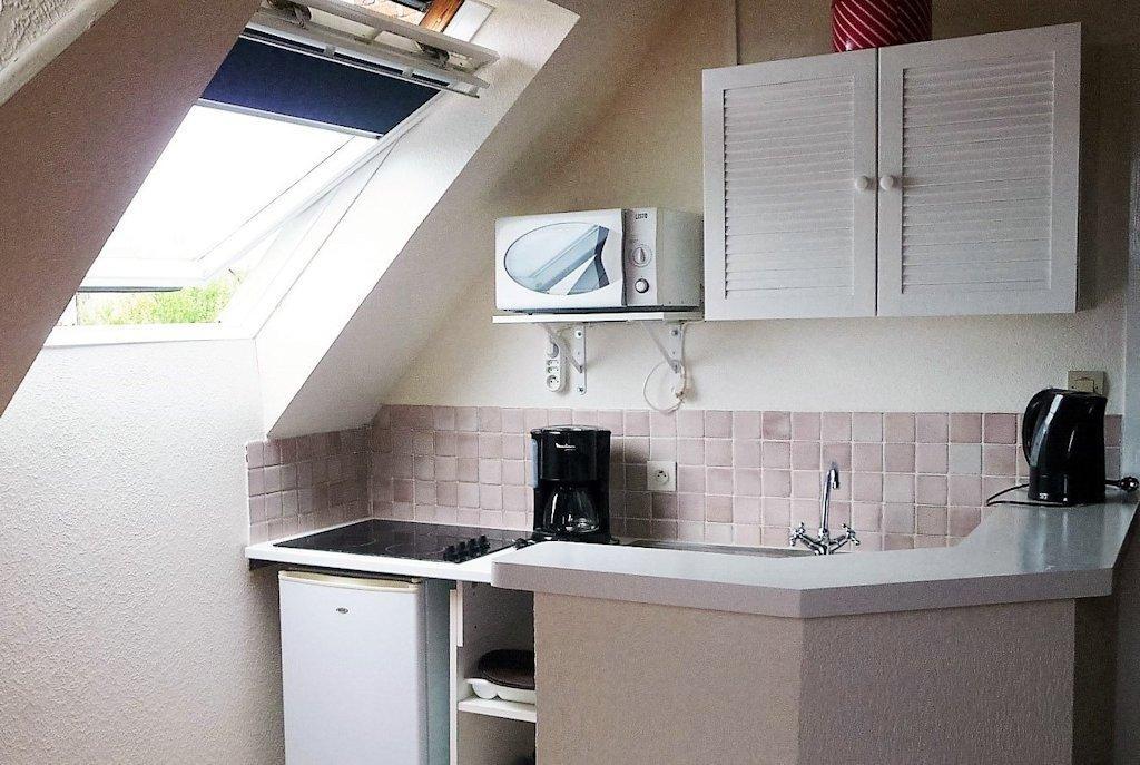 NOYERS SUR CHER - APPARTEMENT T2 MEUBLÉ