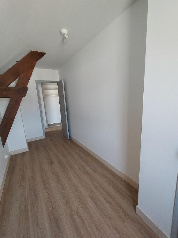 CENTRE SAINT AIGNAN - MAISON DE VILLE T3 - 66m² + cour