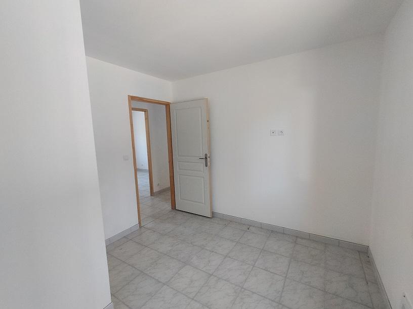 CHATILLON SUR CHER - MAISON PLAIN PIED + GARAGE